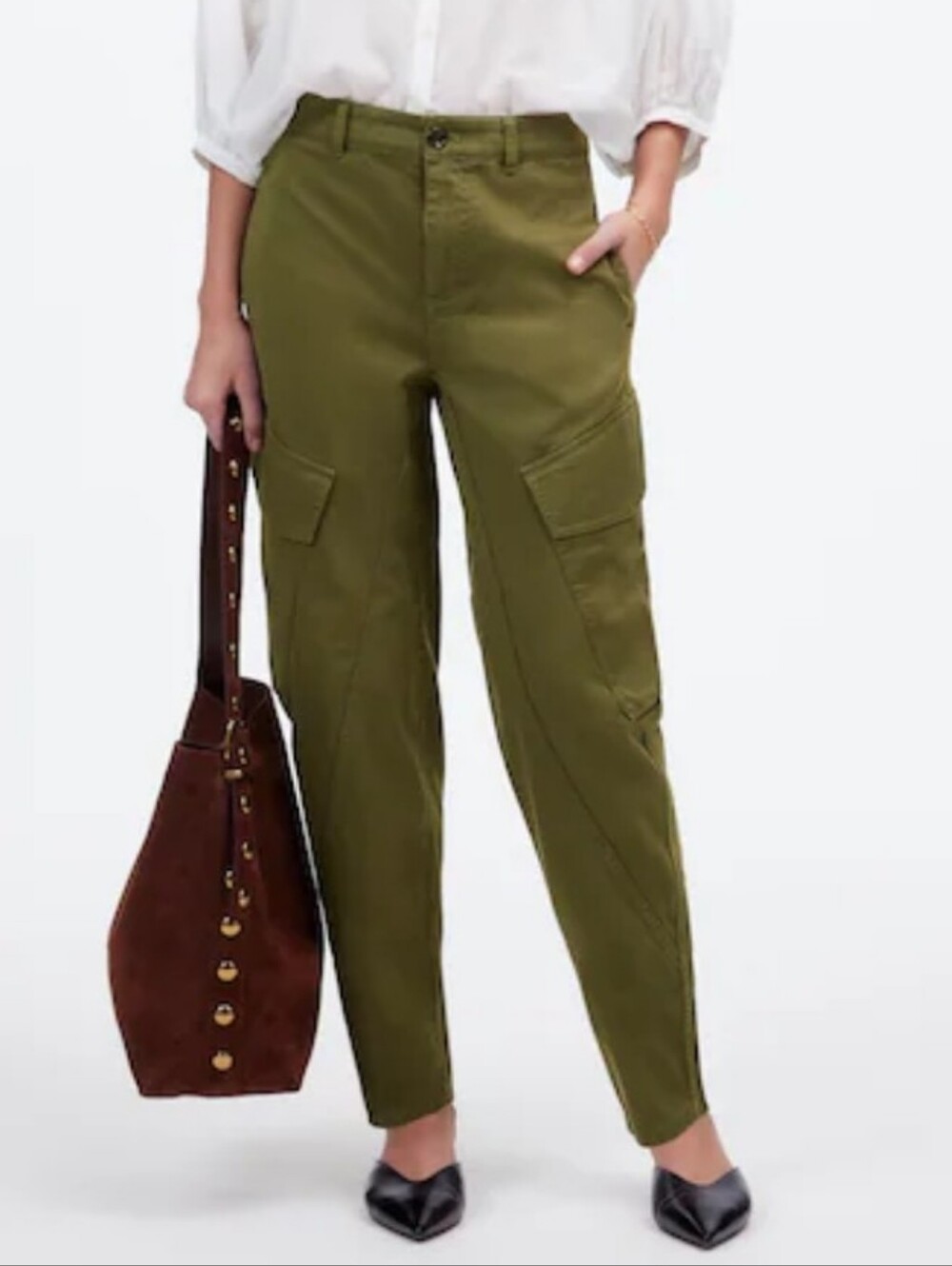 Like New Madewell Seamed Barrel Leg Utility Pant in Garment Dyed Twill - Picture 5 of 7